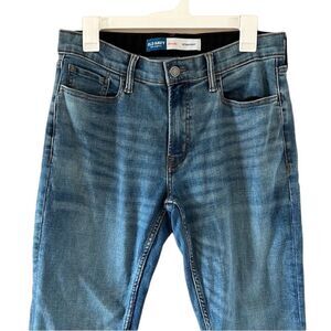 Mens’ Old Navy Straight Leg Jeans Size 31/32